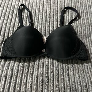 Victoria’s Secret Dream Angels Push-Up Bra